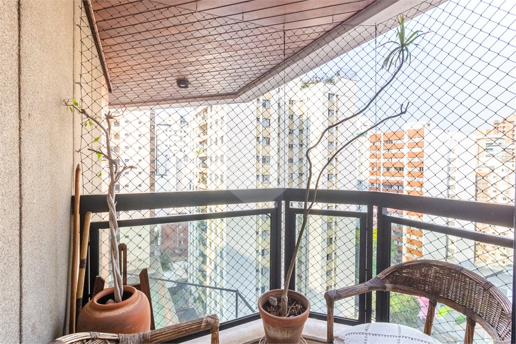 Apartamento à venda com 4 quartos, sendo 2 suítes, em Perdizes, São Paulo, SP