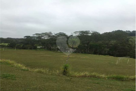 Sítio à venda com 5 quartos, sendo 4 suítes,  em Cocuera, Mogi das Cruzes, SP