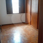 Casa à venda ou para alugar com 7 quartos, sendo 1 suíte,  em Vila Mogilar, Mogi das Cruzes, SP