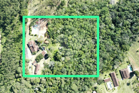 Sítio à venda com 8 quartos, sendo 4 suítes, em Boa Vista, Mogi das Cruzes, SP