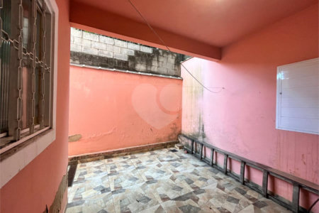 Casa à venda com 4 quartos, sendo 1 suíte, em Campo Grande, Rio de Janeiro, RJ