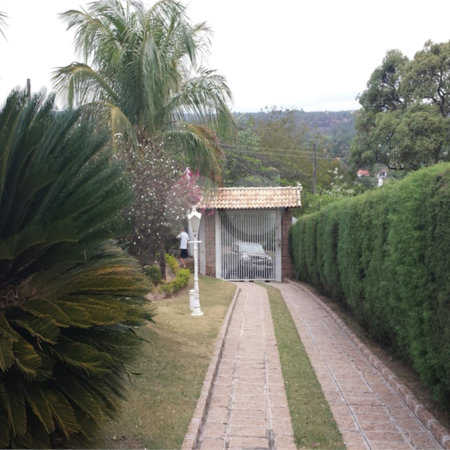 Casa à venda ou para alugar com 4 suítes no condomínio Residencial Vale das Laranjeiras, Indaiatuba - SP