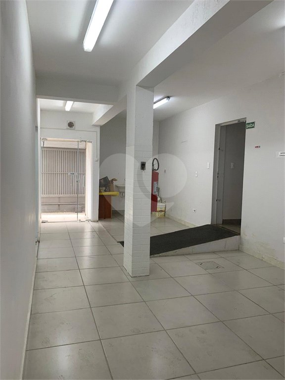 Salão à venda ou para alugar com 1 suíte, em Jardim América, Sorocaba, SP