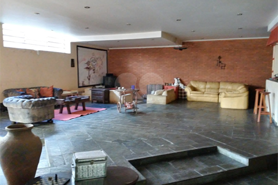 Casa à venda com 5 quartos, sendo 2 suítes, em Tremembé, São Paulo, SP