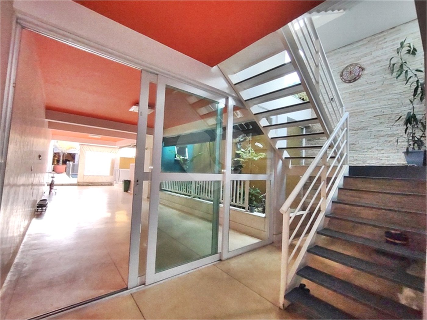 Casa à venda com 3 quartos, sendo 2 suítes, em Tucuruvi, São Paulo, SP