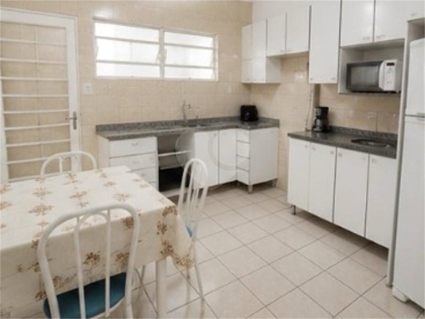 Casa para alugar com 3 quartos, sendo 2 suítes, em Retiro São João, Sorocaba, SP