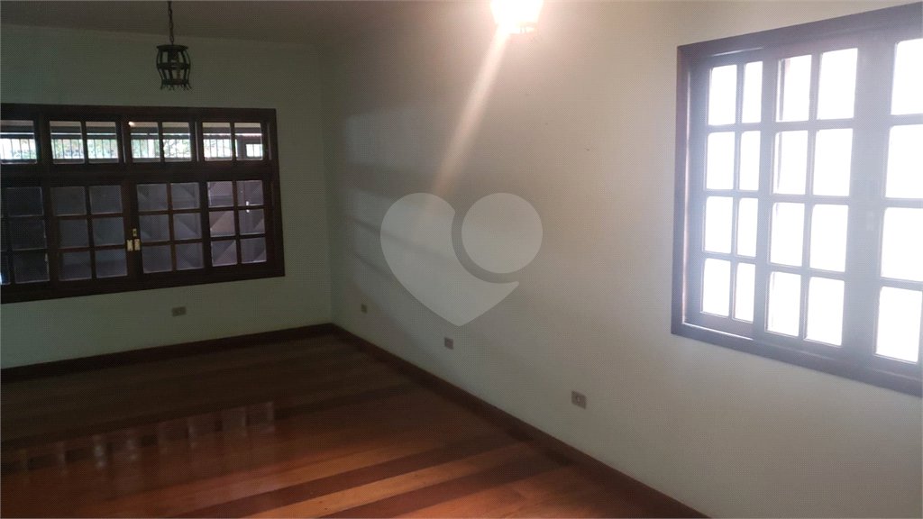 Sobrado à venda ou para alugar com 4 quartos, sendo 2 suítes, em Vila Congonhas, São Paulo, SP