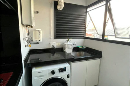 Apartamento à venda com 3 quartos, sendo 1 suíte, em Vila Hamburguesa, São Paulo, SP