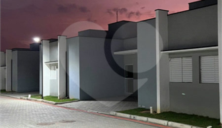 Casa à venda com 2 suítes no condomínio Villággio Álvaro Scalet, Salto - SP