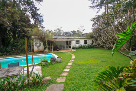 Casa à venda com 4 quartos, sendo 2 suítes, em Jardim Marajoara, São Paulo, SP