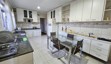 Casa à venda com 2 quartos, sendo 1 suíte,  em Jaguaribe, Osasco, SP