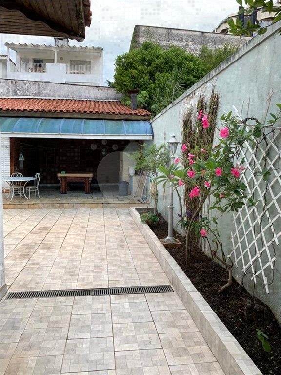 Casa à venda com 3 quartos, sendo 1 suíte,  em Jardim Brasil (zona Sul), São Paulo, SP