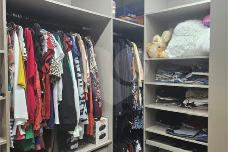Apartamento à venda com 3 quartos, sendo 1 suíte, em Copacabana, Rio de Janeiro, RJ