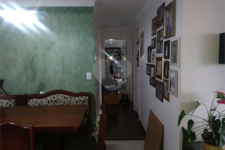 Apartamento à venda com 3 quartos, sendo 1 suíte,  em Vila Campestre, São Paulo, SP