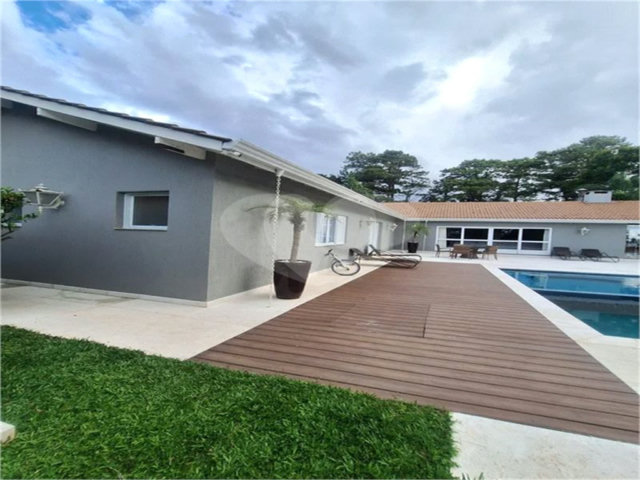 Casa para alugar com 4 suítes no condomínio Alpes da Cantareira, Mairiporã - SP