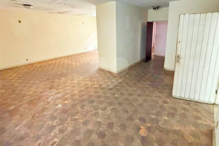 Casa Térrea na Vila Mariana com 480 metros de terreno