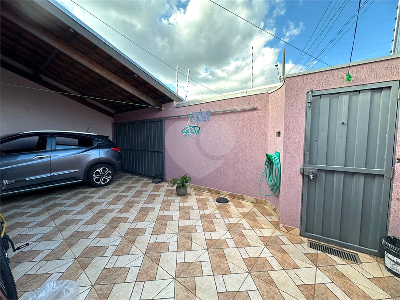 Casa à venda com 2 quartos, sendo 1 suíte, em Jardim Mesquita, Itapetininga, SP