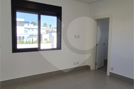 Casa à venda com 3 suítes no condomínio Residencialsaint Paul, Itu - SP