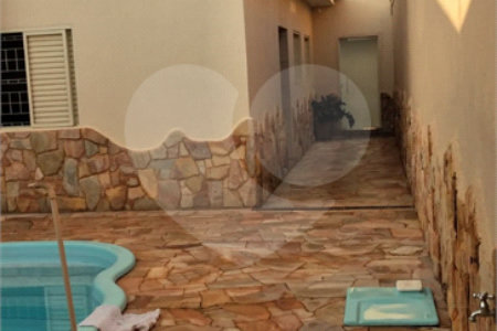 Casa à venda com 3 quartos, sendo 2 suítes, em Vila Harmonia, Araraquara, SP