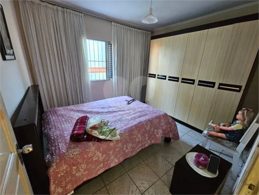 Casa Térrea à venda com 3 quartos no Centro, Poá, SP