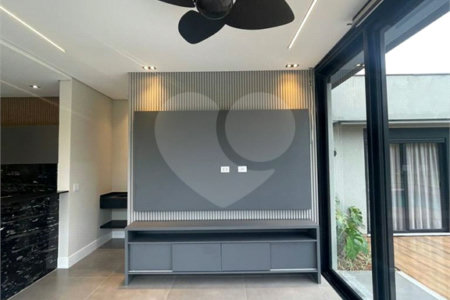 Casa à venda com 3 suítes no condomínio Residencial Granville, Atibaia - SP