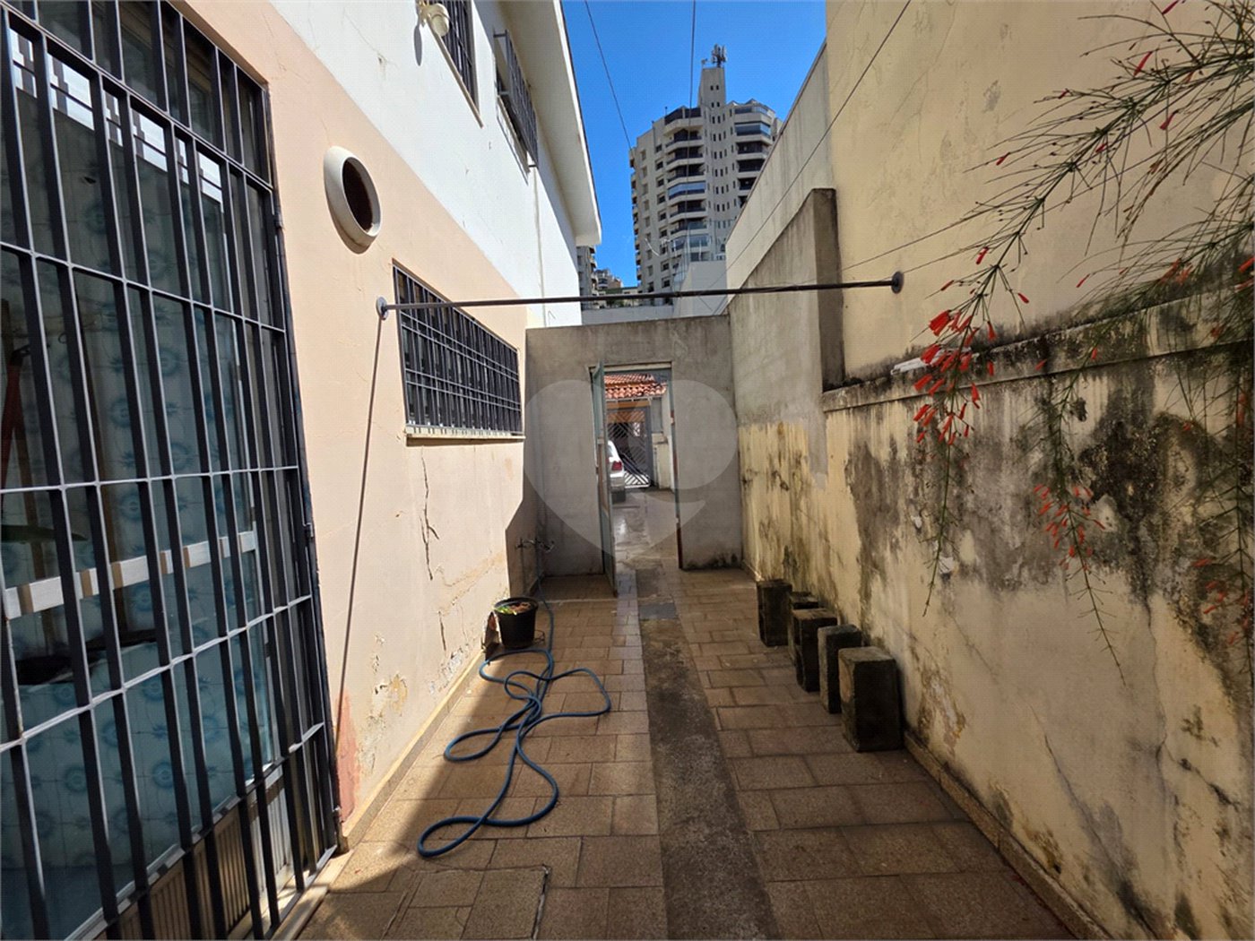Sobrado à venda com 4 quartos, sendo 1 suíte,  em Santa Teresinha, São Paulo, SP