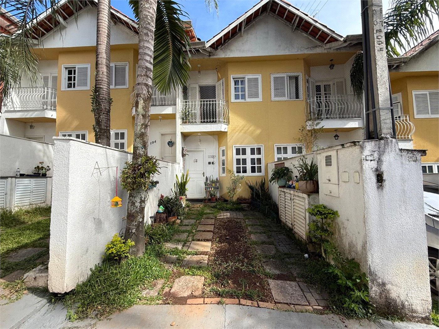 Casa à venda com 2 suítes no condomínio Village Palmas, São Paulo - SP