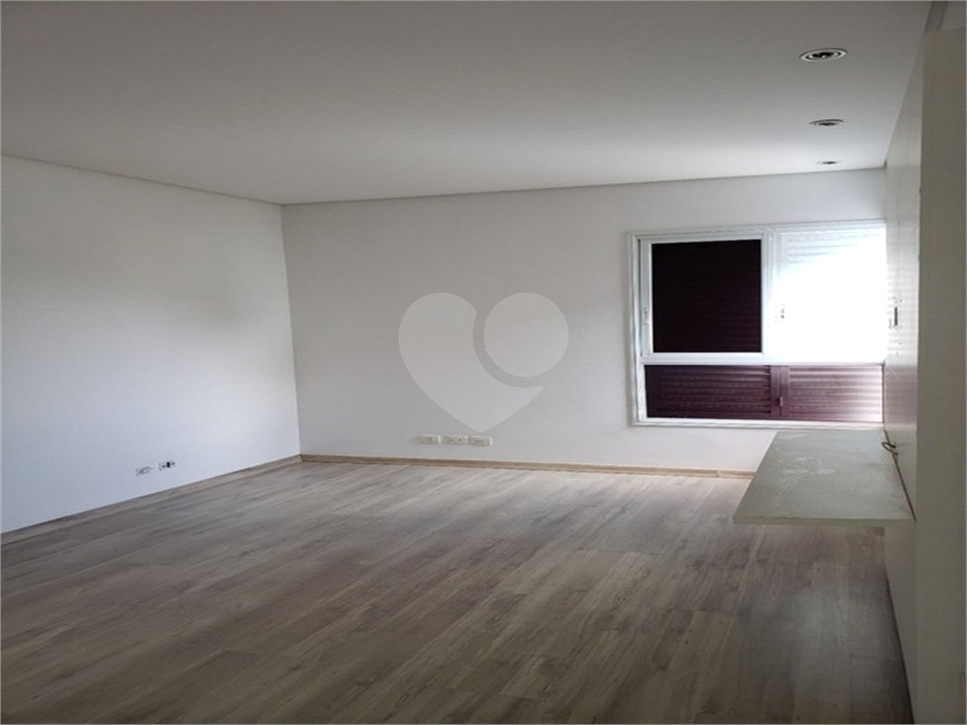 Casa à venda com 3 suítes em Santana, São Paulo, SP