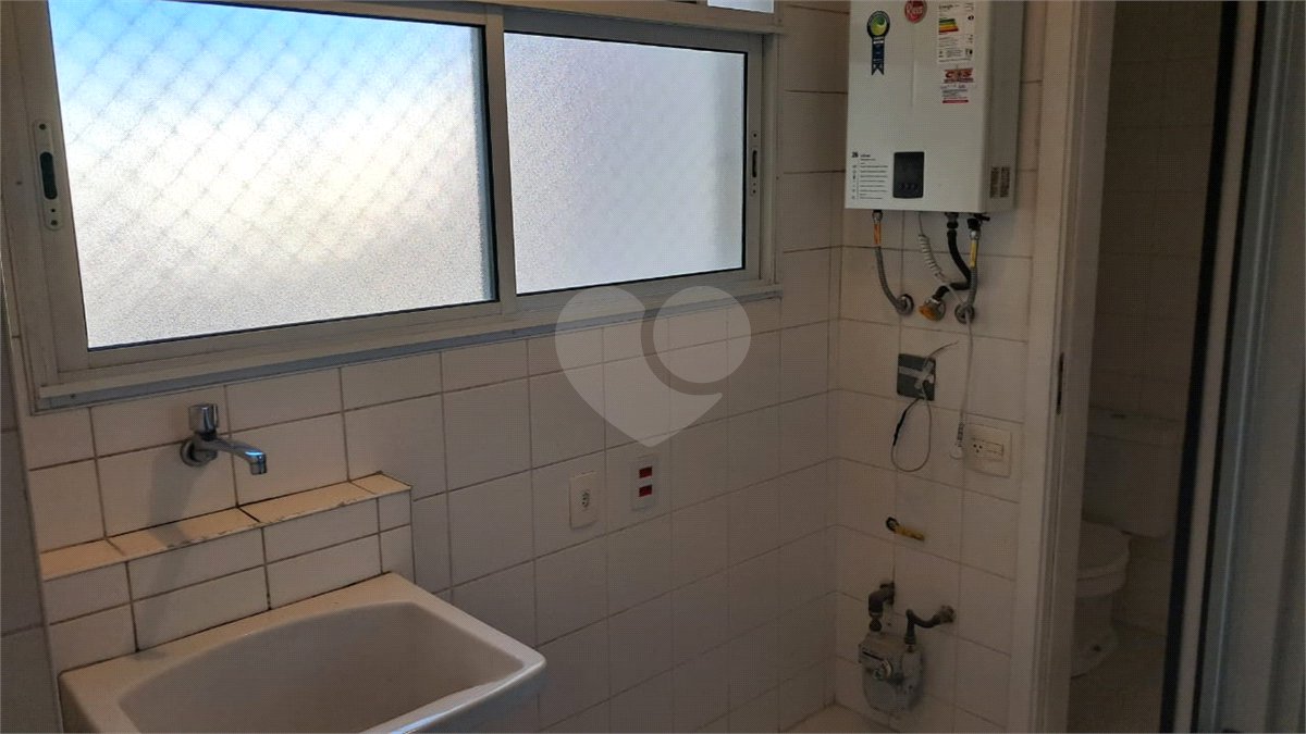 Apartamento para alugar com 3 quartos, sendo 2 suítes, em Jardim Marajoara, São Paulo, SP
