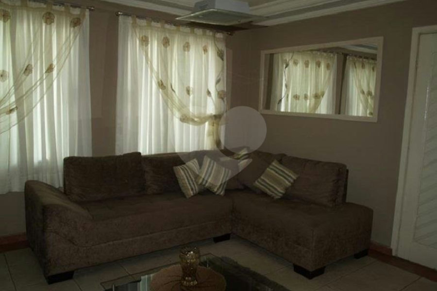 Sobrado à venda com 3 quartos, sendo 2 suítes, em Vila Guilherme, São Paulo, SP