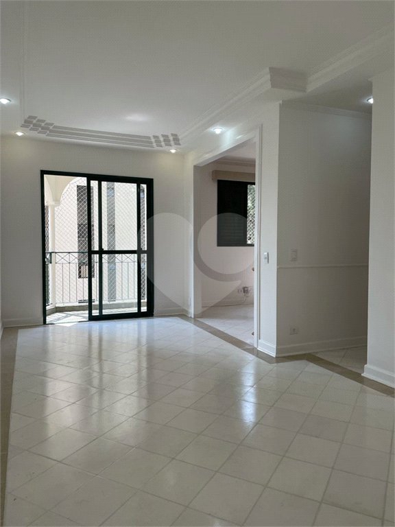 Apartamento à venda com 3 quartos, sendo 1 suíte,  em Vila Suzana, São Paulo, SP