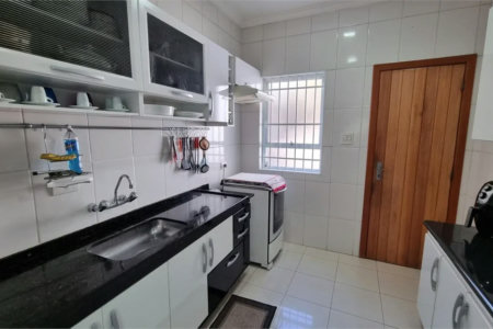 Casa à venda com 3 suítes em Jardim Trussardi, São Paulo, SP