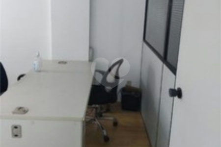 Sala à venda em Liberdade, São Paulo, SP
