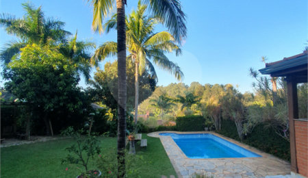 Casa à venda com 4 quartos, sendo 2 suítes,  no condomínio Vinhas da Vista Alegre - Lado Café, Vinhedo - SP