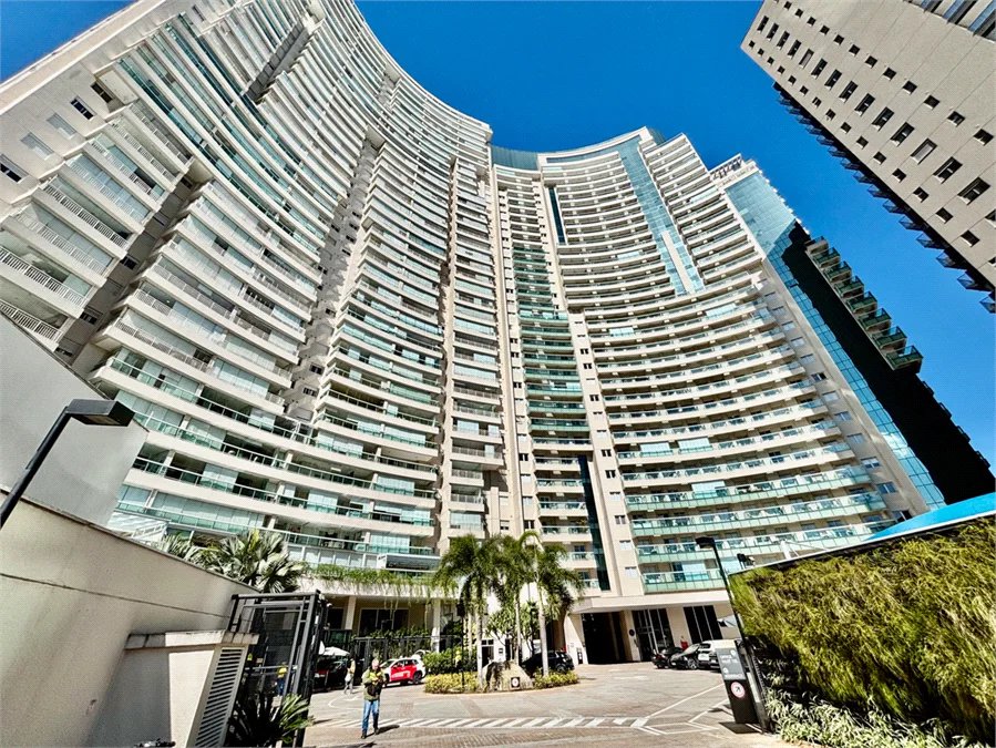Apartamento para alugar com 2 quartos, sendo 1 suíte, em Pinheiros, São Paulo, SP