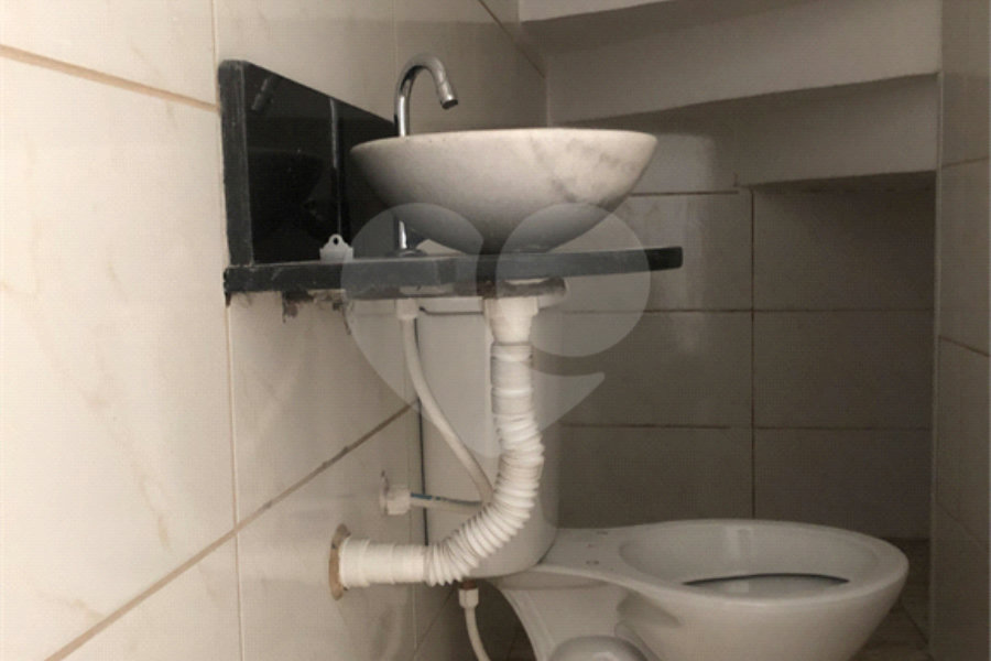 Sobrado à venda com 3 suítes em Parada Inglesa, São Paulo, SP