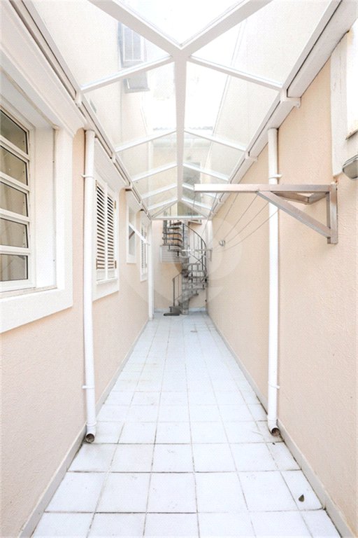 Casa à venda ou para alugar com 4 suítes em Jardim Panorama, São Paulo, SP