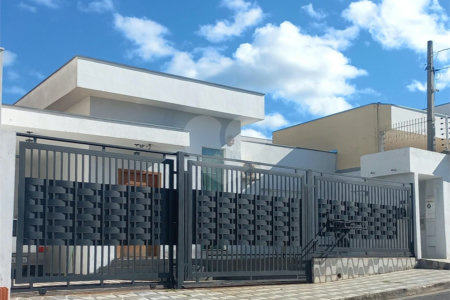 Casa à venda com 2 quartos, sendo 1 suíte, em Residencial Vasques Martins, Votorantim, SP
