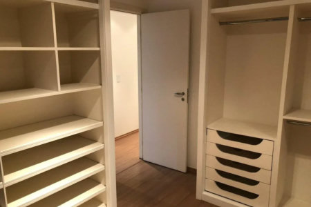 Apartamento à venda com 3 quartos, sendo 2 suítes, em Paraíso do Morumbi, São Paulo, SP