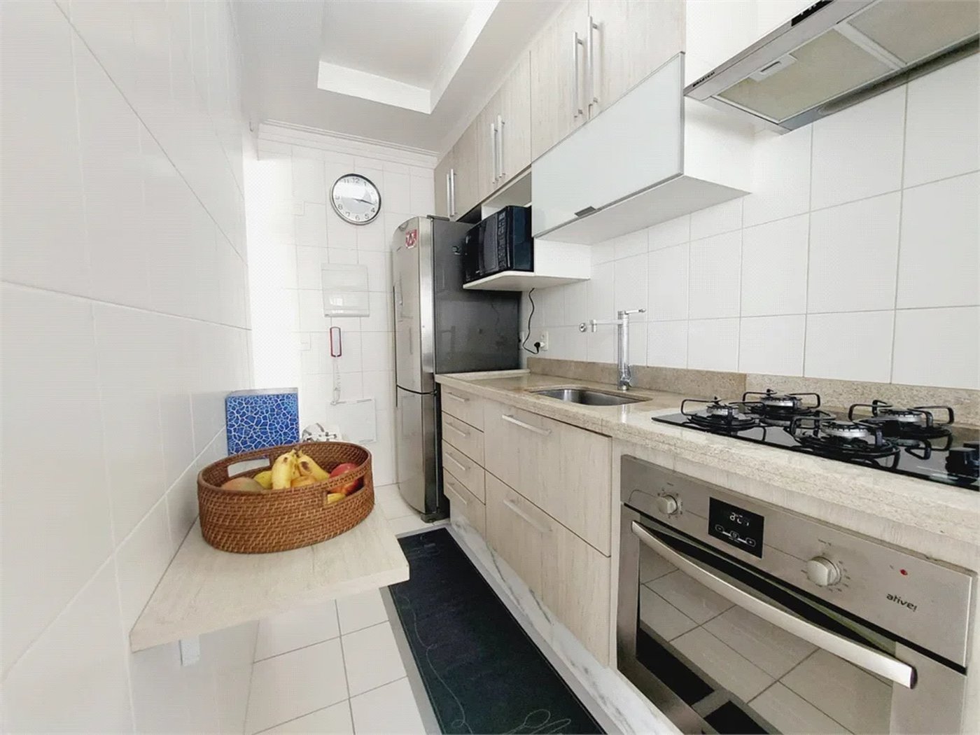 Apartamento à venda com 2 quartos, sendo 1 suíte,  em Vila Anastácio, São Paulo, SP