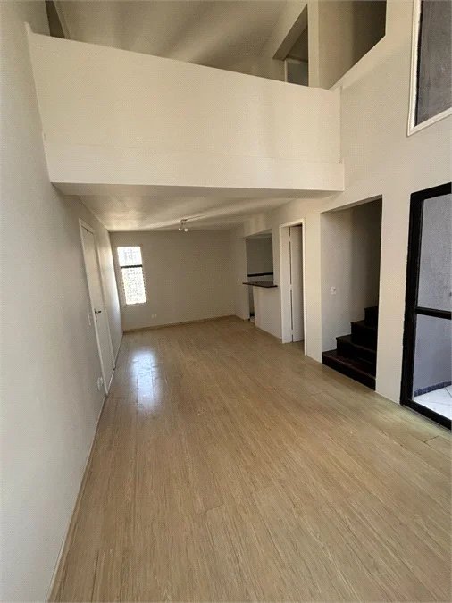 Apartamento à venda ou para alugar com 1 suíte em Vila Suzana, São Paulo, SP