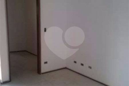 Sobrado à venda com 3 quartos, sendo 1 suíte, em Jardim Monte Kemel, São Paulo, SP