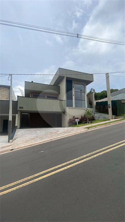 Casa à venda com 3 suítes no condomínio Reserva São Nicolau, Atibaia - SP