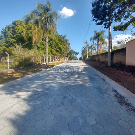 Chácara à venda com 5 quartos, sendo 1 suíte,  em Araçoiaba da Serra, SP