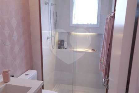 Apartamento à venda com 4 quartos, sendo 2 suítes,  em Vila Anastácio, São Paulo, SP