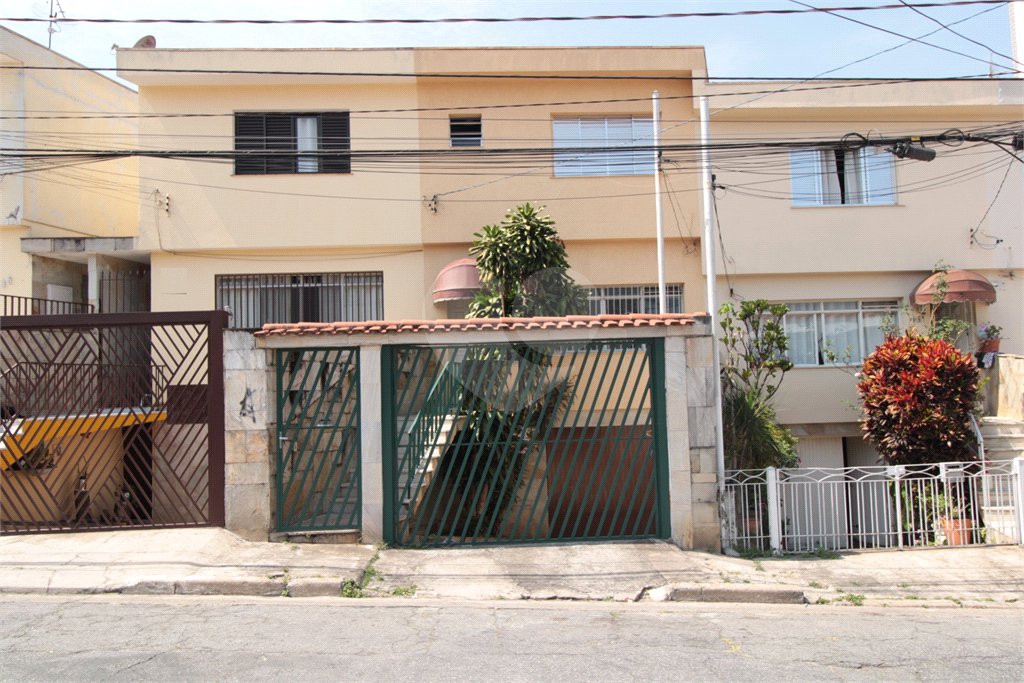 Sobrado à venda com 4 quartos, sendo 1 suíte, em Vila Isolina Mazzei, São Paulo, SP