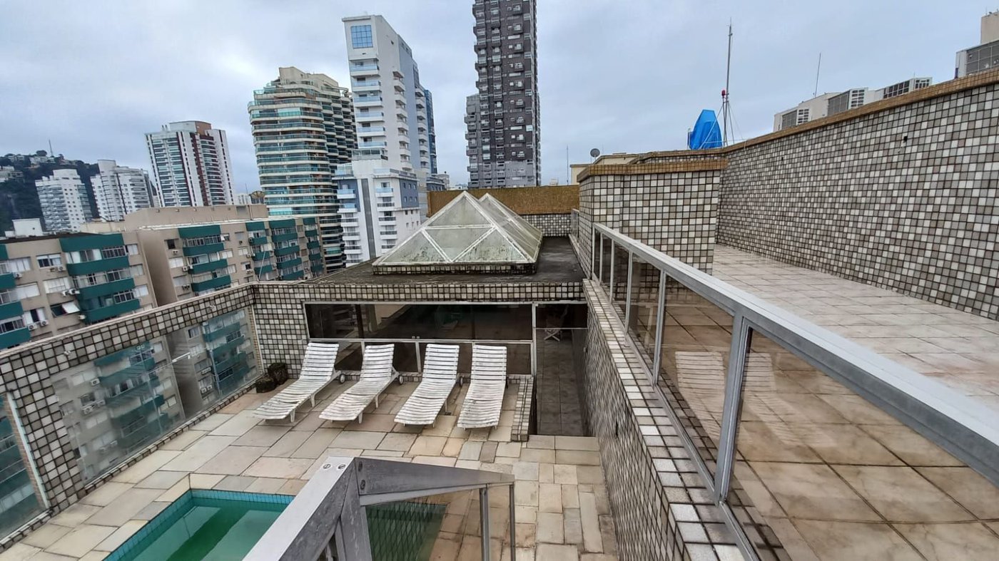 Cobertura com 4 dormitórios à venda, 380 m² por R$ 4.999.999,00 - Gonzaga - Santos/SP