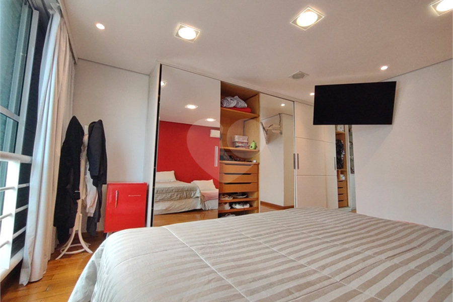 Casa à venda com 3 quartos, sendo 2 suítes, em Tucuruvi, São Paulo, SP