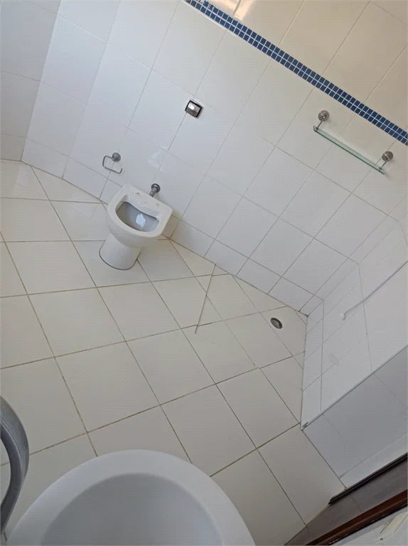 Sobrado à venda com 5 quartos, sendo 4 suítes,  em Rolinópolis, São Paulo, SP