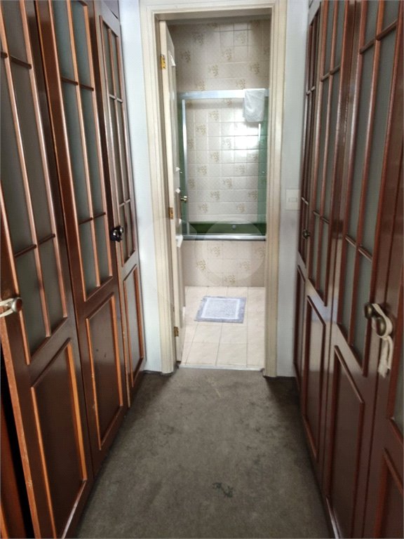 Casa à venda com 5 quartos, sendo 3 suítes, em Vila Nova Caledônia, São Paulo, SP